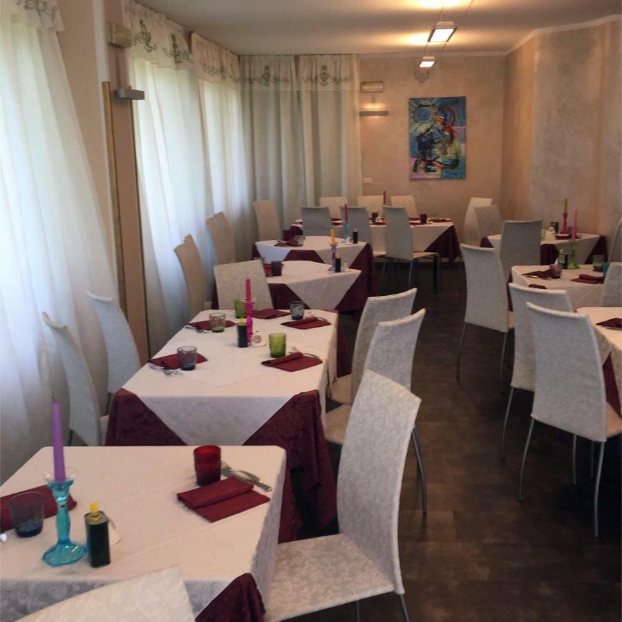 ホテル Ristorante Pizzeria Principe D'Oro Vidracco エクステリア 写真